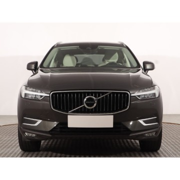 Volvo XC60  SUV 2018,  2.0 diesel, automat - Na sprzedaż za 114 999 zł - Katowice - zdjęcie 2