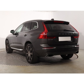 Volvo XC60  SUV 2018,  2.0 diesel, automat - Na sprzedaż za 114 999 zł - Katowice - zdjęcie 6