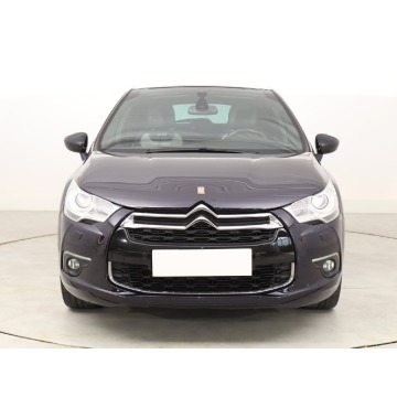 Citroen DS4  Hatchback 2015,  1.2 benzyna - Na sprzedaż za 34 999 zł - Bielany Wrocławskie - zdjęcie 2
