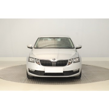 Skoda Octavia  Hatchback 2017,  1.0 benzyna - Na sprzedaż za 41 999 zł - Zabrze - zdjęcie 2