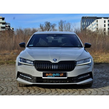 Skoda Superb  Sedan/Limuzyna 2022,  2.0 benzyna, automat - Na sprzedaż za 125 900 zł - Warszawa - zdjęcie 2