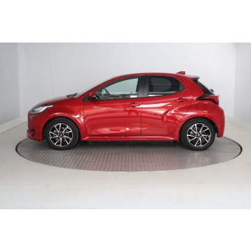 Toyota Yaris  Hatchback 2022,  1.5 benzyna, automat - Na sprzedaż za 84 999 zł - Zabrze - zdjęcie 4