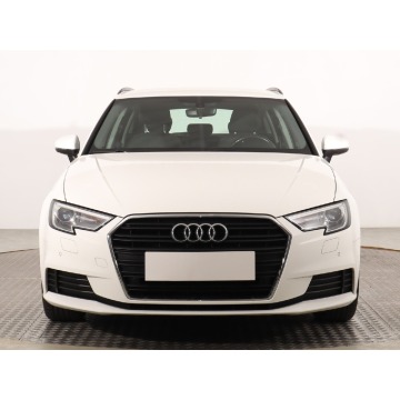 Audi A3  Hatchback 2018,  1.5 benzyna, automat - Na sprzedaż za 59 999 zł - Katowice - zdjęcie 2