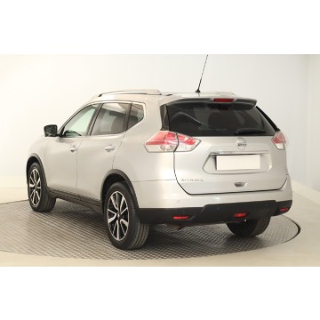Nissan X-Trail  SUV 2015,  1.6 diesel, automat - Na sprzedaż za 47 999 zł - Zabrze - zdjęcie 6