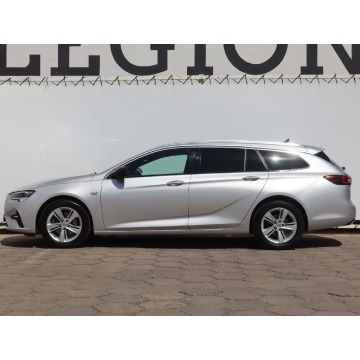 Opel Insignia  Kombi 2021,  2.0 diesel, automat - Na sprzedaż za 69 999 zł - Łódź - zdjęcie 4