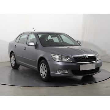 Skoda Octavia  Hatchback 2012,  1.4 benzyna - Na sprzedaż za 15 999 zł - Katowice - zdjęcie 1
