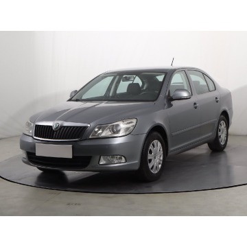 Skoda Octavia  Hatchback 2012,  1.4 benzyna - Na sprzedaż za 15 999 zł - Katowice - zdjęcie 3