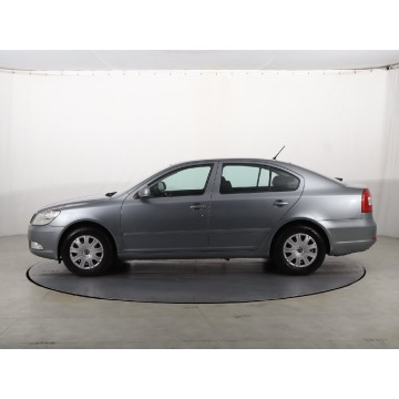 Skoda Octavia  Hatchback 2012,  1.4 benzyna - Na sprzedaż za 15 999 zł - Katowice - zdjęcie 4