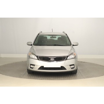 Kia Ceed  Kombi 2012,  1.4 benzyna - Na sprzedaż za 19 499 zł - Zabrze - zdjęcie 2