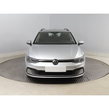 Volkswagen Golf  Kombi 2021,  1.0 benzyna, automat - Na sprzedaż za 61 999 zł - Bielany Wrocławskie - zdjęcie 2