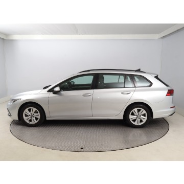 Volkswagen Golf  Kombi 2021,  1.0 benzyna, automat - Na sprzedaż za 61 999 zł - Bielany Wrocławskie - zdjęcie 4