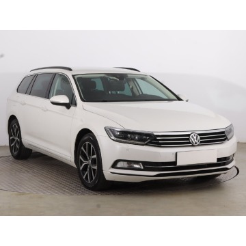 VW Passat 2.0 TDI (150KM), 2019