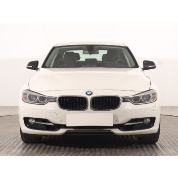 BMW Seria 3  Liftback 2013,  2.0 benzyna, automat - Na sprzedaż za 47 999 zł - Katowice - zdjęcie 2