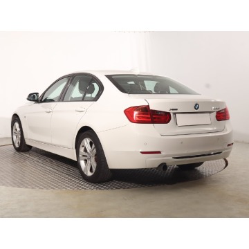 BMW Seria 3  Liftback 2013,  2.0 benzyna, automat - Na sprzedaż za 47 999 zł - Katowice - zdjęcie 6