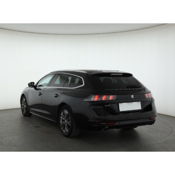 Peugeot 508  Kombi 2019,  1.6 benzyna, automat - Na sprzedaż za 72 999 zł - Piaseczno - zdjęcie 6