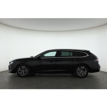 Peugeot 508  Kombi 2019,  1.6 benzyna, automat - Na sprzedaż za 72 999 zł - Piaseczno - zdjęcie 4