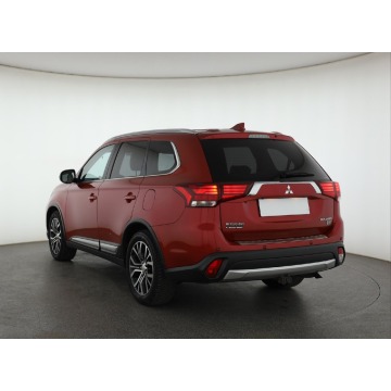Mitsubishi Outlander  SUV 2016,  2.0 benzyna, automat - Na sprzedaż za 65 999 zł - Piaseczno - zdjęcie 6