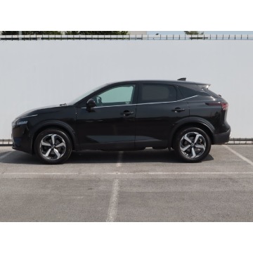 Nissan Qashqai  SUV 2022,  1.3 benzyna, automat - Na sprzedaż za 91 999 zł - Lublin - zdjęcie 4