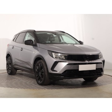Opel   SUV 2023,  1.2 benzyna, automat - Na sprzedaż za 77 999 zł - Katowice - zdjęcie 1