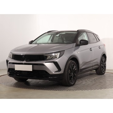 Opel   SUV 2023,  1.2 benzyna, automat - Na sprzedaż za 77 999 zł - Katowice - zdjęcie 3