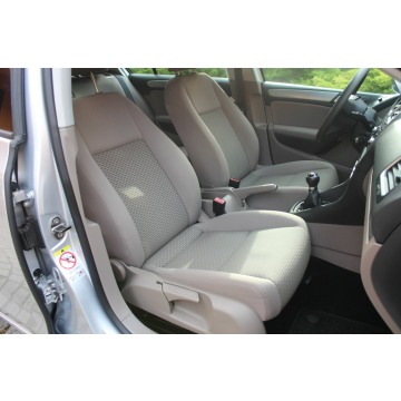 Volkswagen Golf  Hatchback 2009,  1.6 benzyna - Na sprzedaż za 22 700 zł - Lubań - zdjęcie 11
