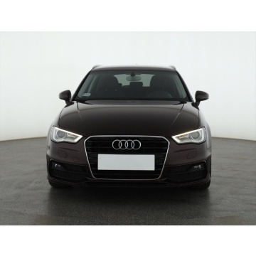 Audi A3  Hatchback 2015,  1.4 benzyna, automat - Na sprzedaż za 59 999 zł - Piaseczno - zdjęcie 2