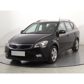Kia Ceed  Kombi 2011,  1.4 benzyna - Na sprzedaż za 15 999 zł - Katowice - zdjęcie 3
