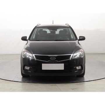 Kia Ceed  Kombi 2011,  1.4 benzyna - Na sprzedaż za 15 999 zł - Katowice - zdjęcie 2