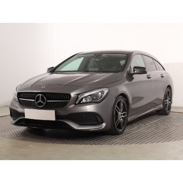Mercedes - Benz CLA-klasa  Kombi 2017,  2.0 benzyna, automat - Na sprzedaż za 73 499 zł - Katowice - zdjęcie 3