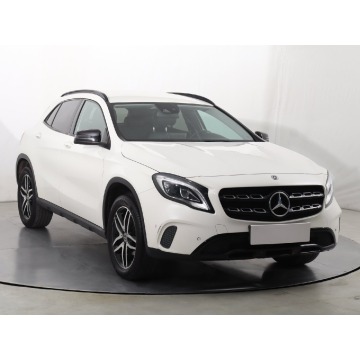 Mercedes GLA GLA 200 (156KM), 2017