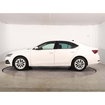 Skoda Octavia  Hatchback 2023,  1.5 benzyna, automat - Na sprzedaż za 72 999 zł - Katowice - zdjęcie 4
