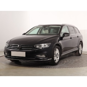 Volkswagen Passat  Kombi 2022,  2.0 diesel - Na sprzedaż za 74 999 zł - Katowice - zdjęcie 3