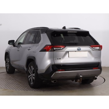 Toyota   SUV 2020,  2.5 benzyna, automat - Na sprzedaż za 132 999 zł - Toruń - zdjęcie 5