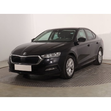 Skoda Octavia  Hatchback 2023,  1.5 benzyna, automat - Na sprzedaż za 79 999 zł - Katowice - zdjęcie 3