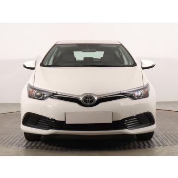 Toyota Auris  Hatchback 2018,  1.3 benzyna - Na sprzedaż za 47 999 zł - Katowice - zdjęcie 2