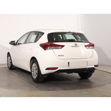 Toyota Auris  Hatchback 2018,  1.3 benzyna - Na sprzedaż za 47 999 zł - Katowice - zdjęcie 5