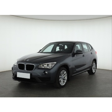 BMW X1  SUV 2015,  2.0 diesel, automat - Na sprzedaż za 47 999 zł - Piaseczno - zdjęcie 3