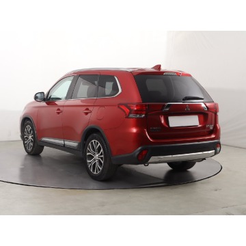 Mitsubishi Outlander  SUV 2017,  2.0 benzyna, automat - Na sprzedaż za 59 999 zł - Katowice - zdjęcie 5