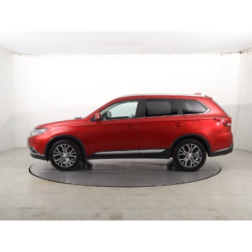 Mitsubishi Outlander  SUV 2017,  2.0 benzyna, automat - Na sprzedaż za 59 999 zł - Katowice - zdjęcie 4