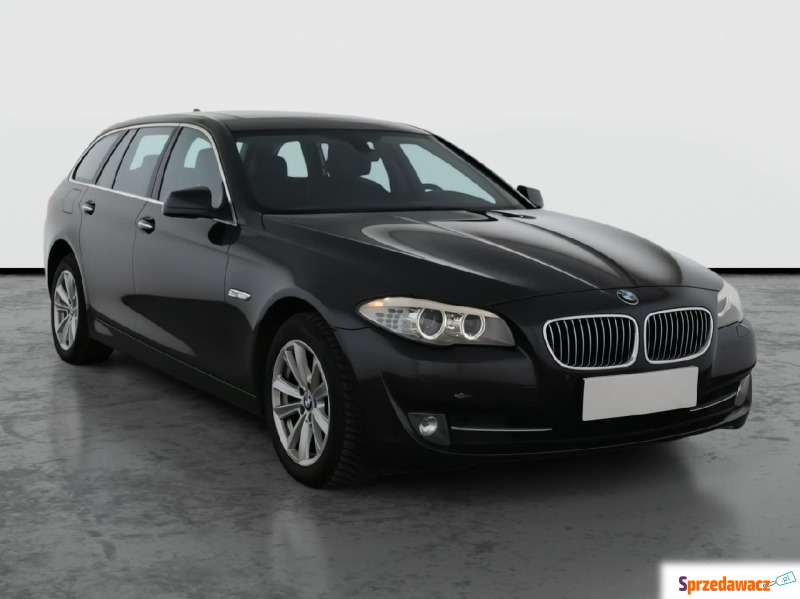 BMW Seria 5  Kombi 2012,  2.0 benzyna, automat - Na sprzedaż za 36 499 zł - Piaseczno