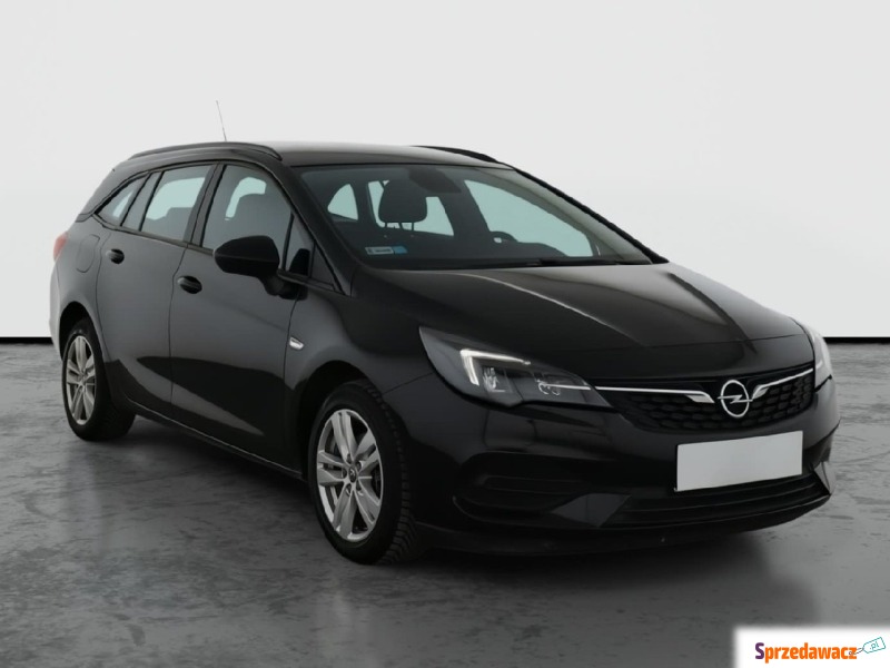 Opel Astra  Kombi 2021,  1.2 benzyna - Na sprzedaż za 38 999 zł - Łódź