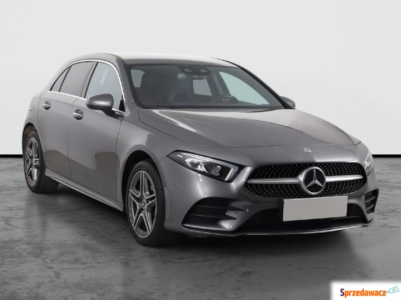 Mercedes - Benz A-klasa  Hatchback 2022,  1.3 benzyna, automat - Na sprzedaż za 96 999 zł - Katowice