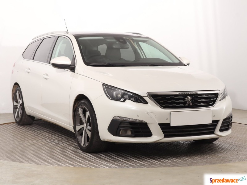 Peugeot 308  Kombi 2018,  1.2 benzyna - Na sprzedaż za 22 999 zł - Katowice