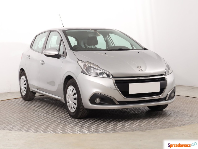 Peugeot 208  Hatchback 2017,  1.2 benzyna - Na sprzedaż za 23 499 zł - Katowice