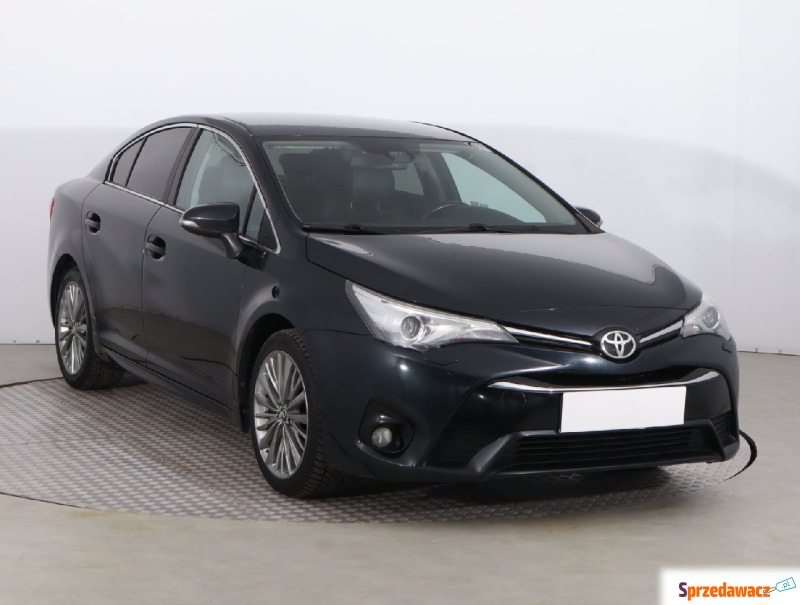 Toyota Avensis  Liftback 2015,  2.0 diesel - Na sprzedaż za 41 499 zł - Bytom