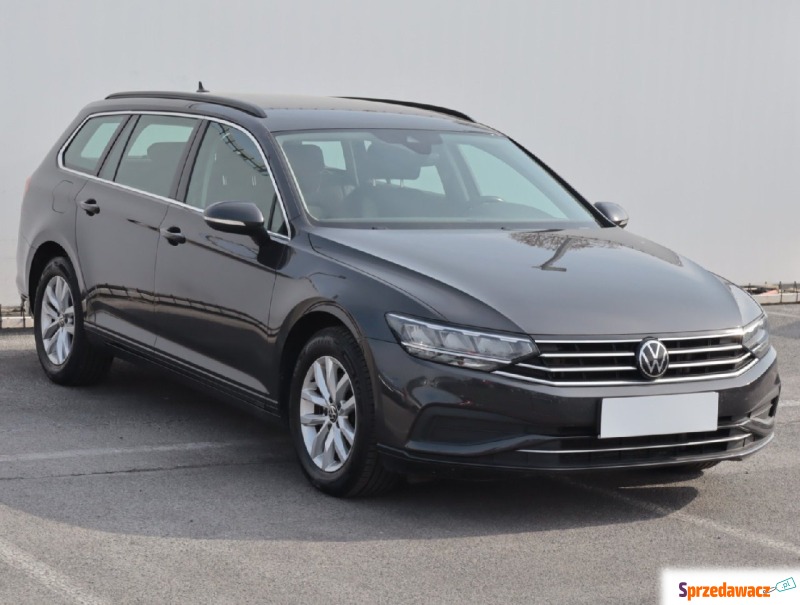 Volkswagen Passat  Kombi 2021,  1.5 benzyna, automat - Na sprzedaż za 63 999 zł - Lublin