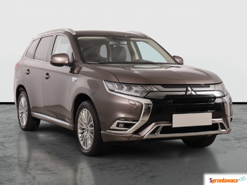 Mitsubishi Outlander  SUV 2020,  2.4 benzyna, automat - Na sprzedaż za 91 999 zł - Katowice