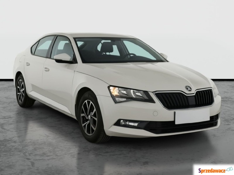 Skoda Superb  Hatchback 2019,  1.5 benzyna, automat - Na sprzedaż za 54 999 zł - Żagań