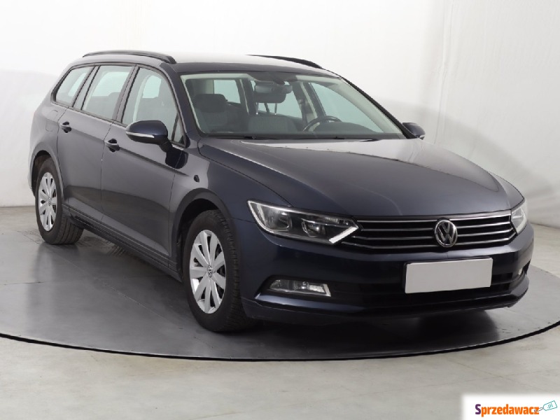 Volkswagen Passat  Kombi 2016,  2.0 diesel - Na sprzedaż za 41 999 zł - Katowice