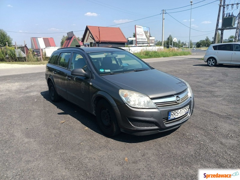 Opel Astra  Kombi 2009,  1.6 benzyna+LPG - Na sprzedaż za 2 950,00 zł - Tarnów